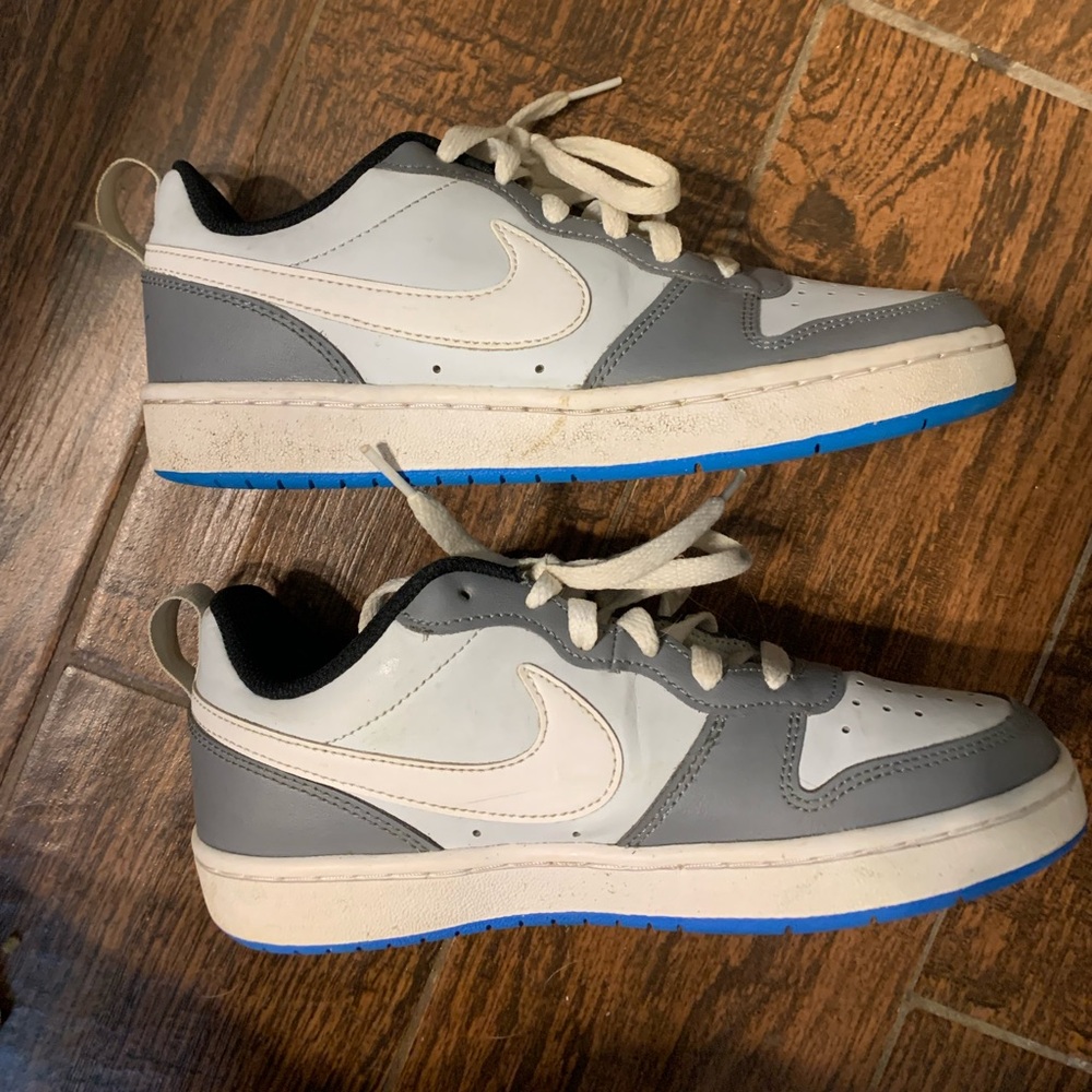 Boys Nike Sneakers- Great condition